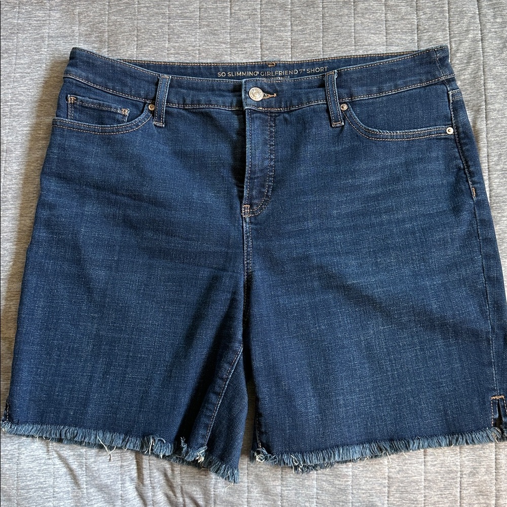 Chico's Indigo Denim Girlfriend 7 inch frayed Shorts